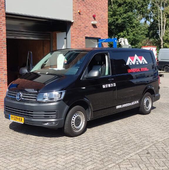 Bus zwart Universal Bouw Bus zwart Universal Bouw